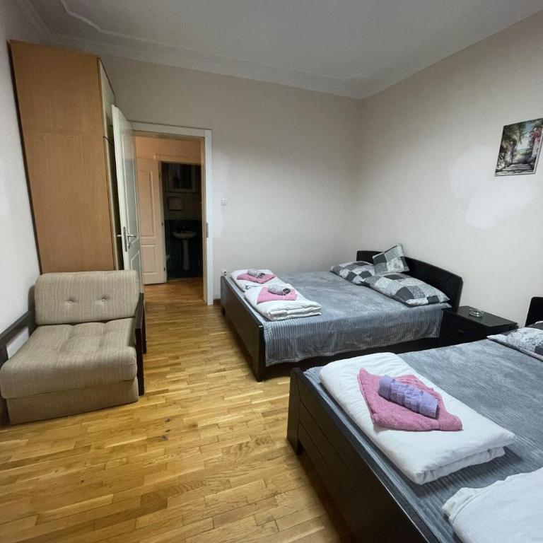 Sunlight House - Two-Bedroom Apartment - 5