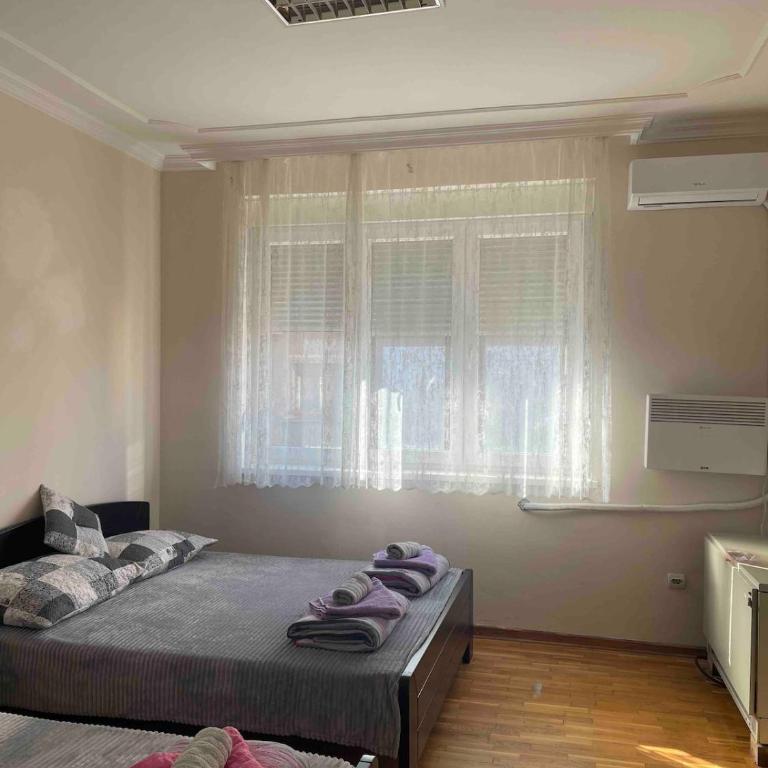 Sunlight House - Two-Bedroom Apartment - 4