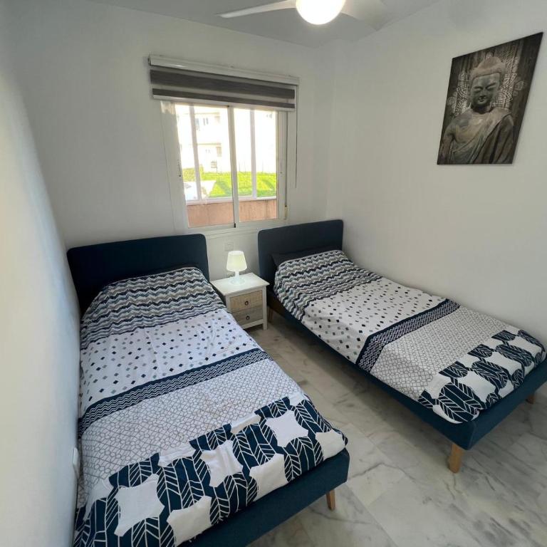 ESTEPONA - WEST CASARES PENTHOUSE 2 slpk PANORAMISCH ZEE EN BERGZICHT - Apartamento de 2 dormitorios con balcón y vistas al mar - 24
