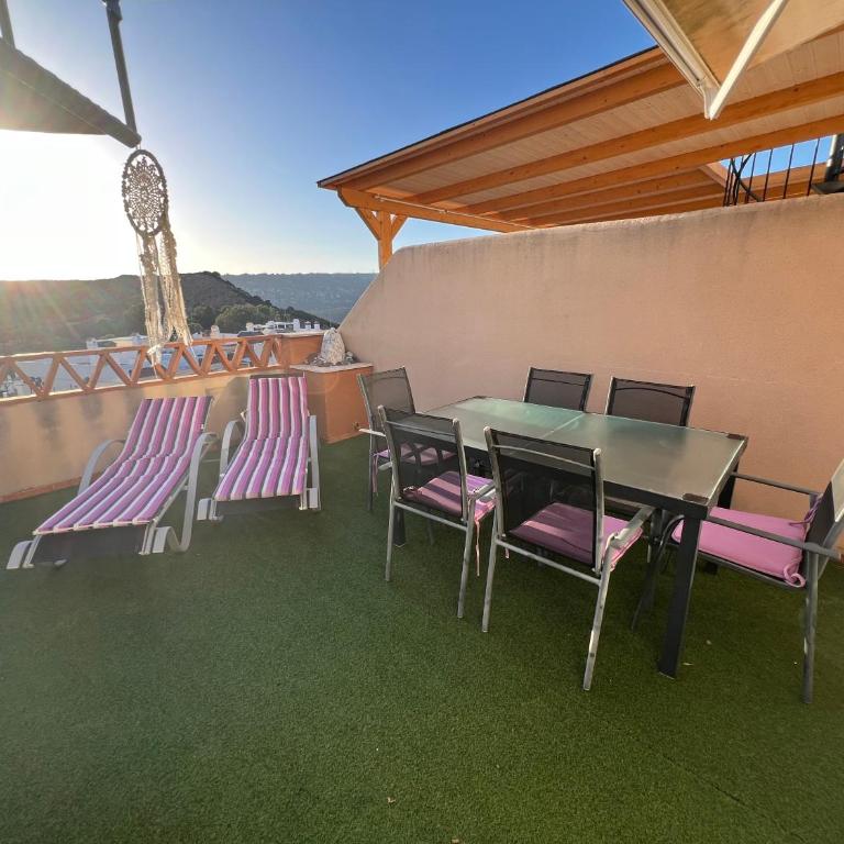 ESTEPONA - WEST CASARES PENTHOUSE 2 slpk PANORAMISCH ZEE EN BERGZICHT - Apartamento de 2 dormitorios con balcón y vistas al mar - 5