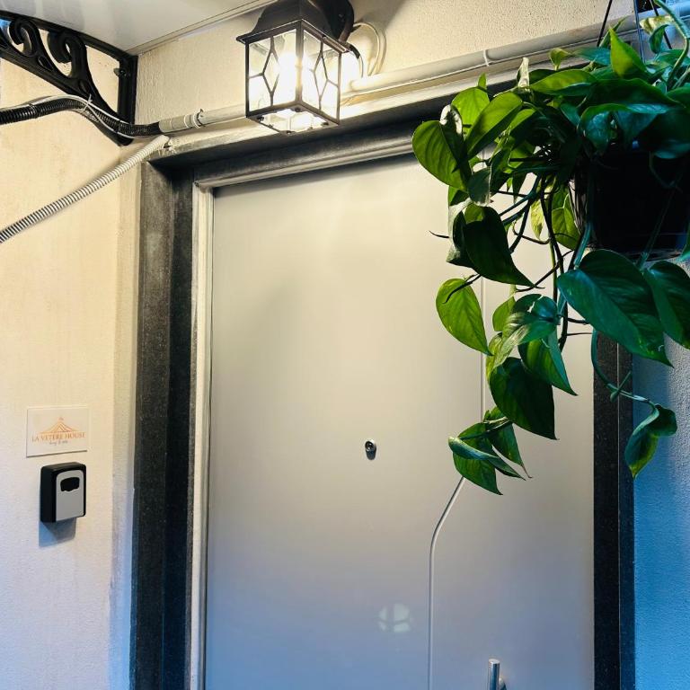 La Vetere House - One-Bedroom Apartment - 24