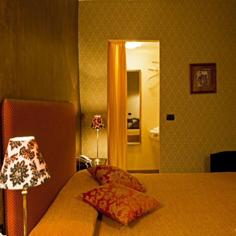 Hotel Il Guercino - Camera Superior Matrimoniale/Doppia con Letti Singoli - 15