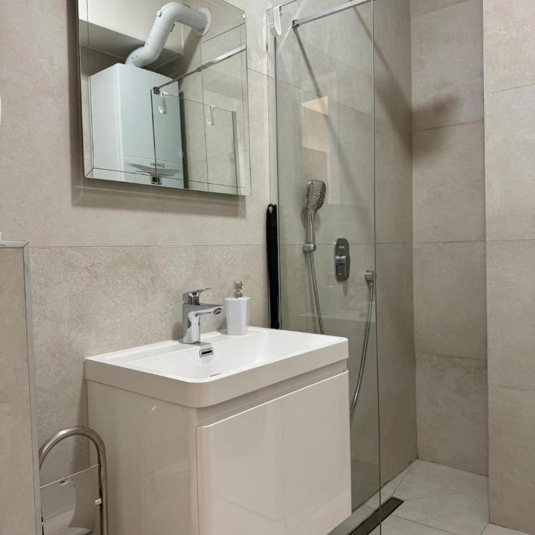 New & Modern fully equipped apartment in Sarajevo - One-Bedroom Apartment - 15