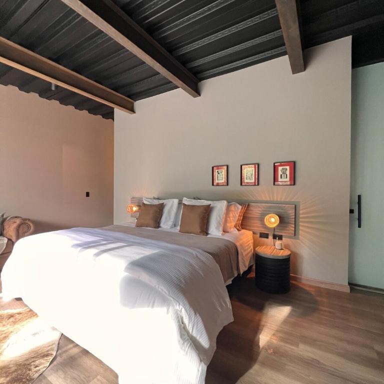 1 Relax, luxury room, everything you need - Two-Bedroom Apartment - 18