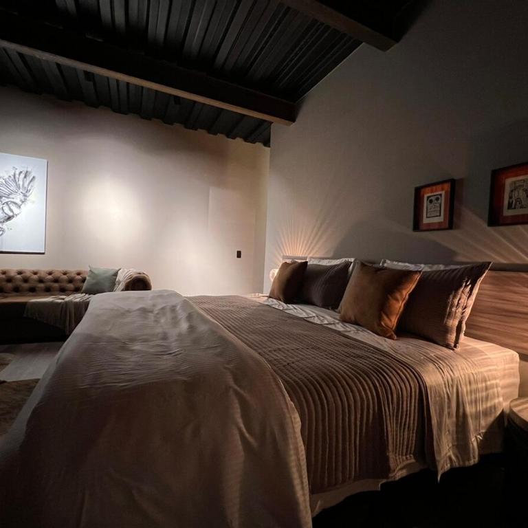1 Relax, luxury room, everything you need - Two-Bedroom Apartment - 32
