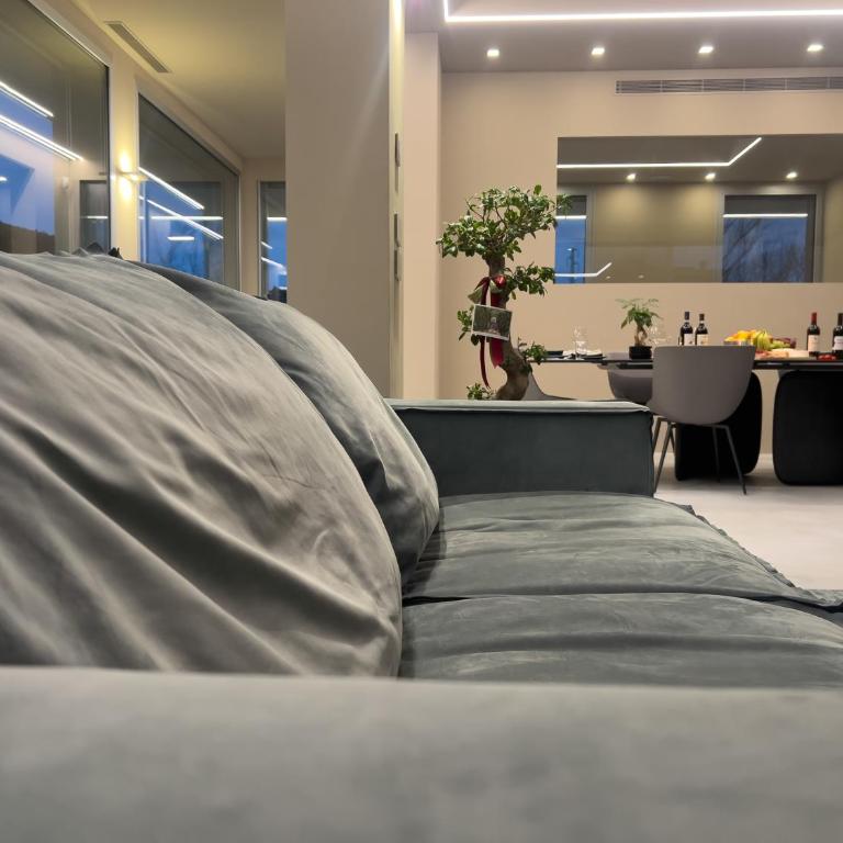 Luxury Villa Gated Parking EV recharger 7min to Duomo - Villa - 7