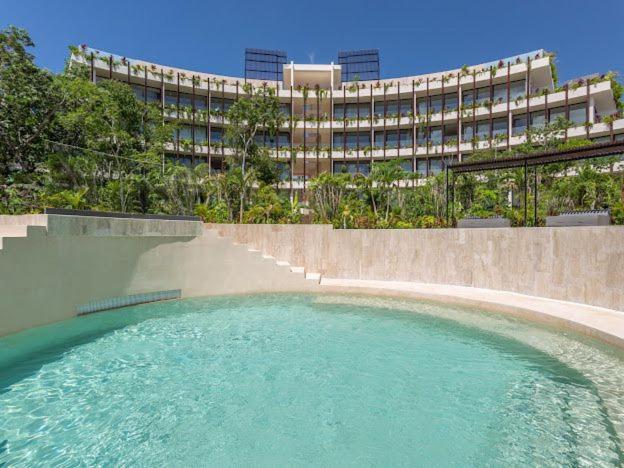 Luxury Studio – Stunning Pool View & Amenities - Apartamento - 11
