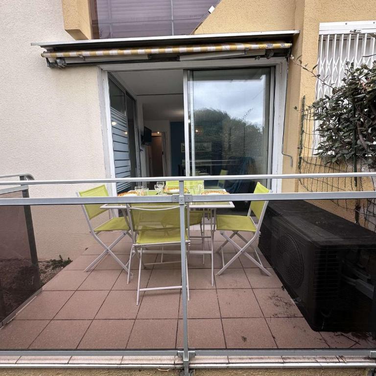 Appartement 2 Pièces Climatisé avec Garage - Grau-du-Roi - FR-1-731-131 - Apartment - 2