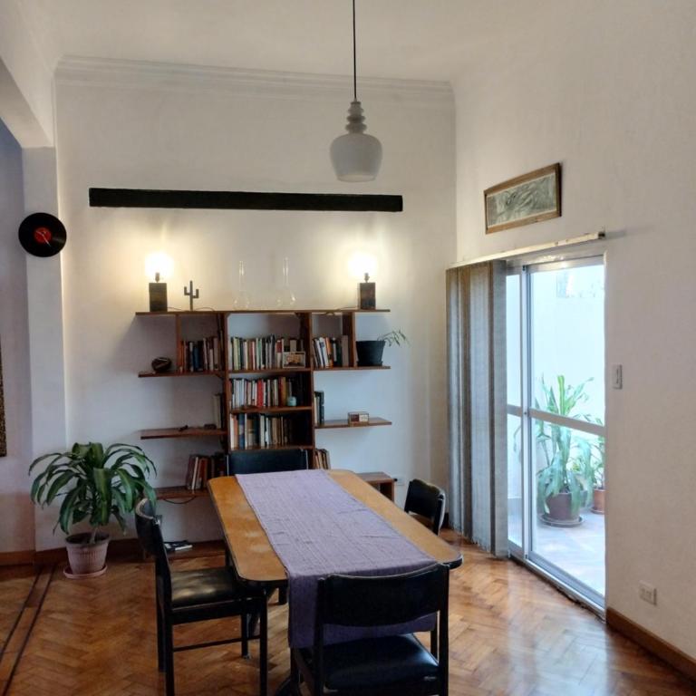 Casa amplia y luminosa con gran terraza y parrilla - Apartamento de 2 dormitorios - 13