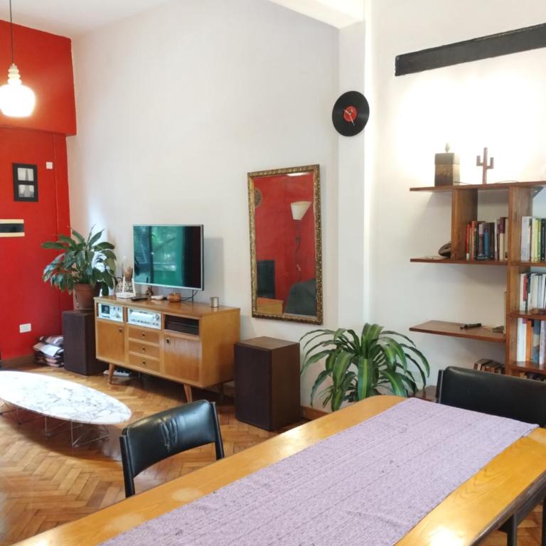 Casa amplia y luminosa con gran terraza y parrilla - Apartamento de 2 dormitorios - 18