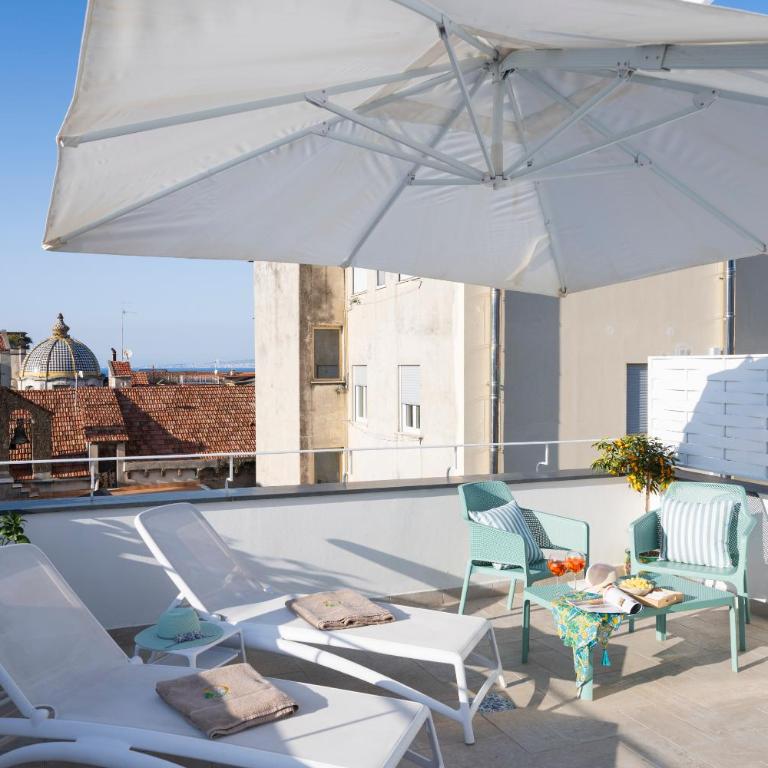 Casa Dafne Sorrento historical center wonderful rooftop - Two-Bedroom House - 14