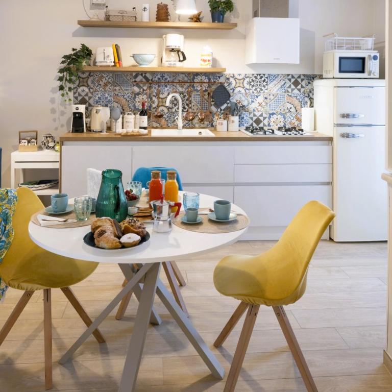 Casa Dafne Sorrento historical center wonderful rooftop - Two-Bedroom House - 22