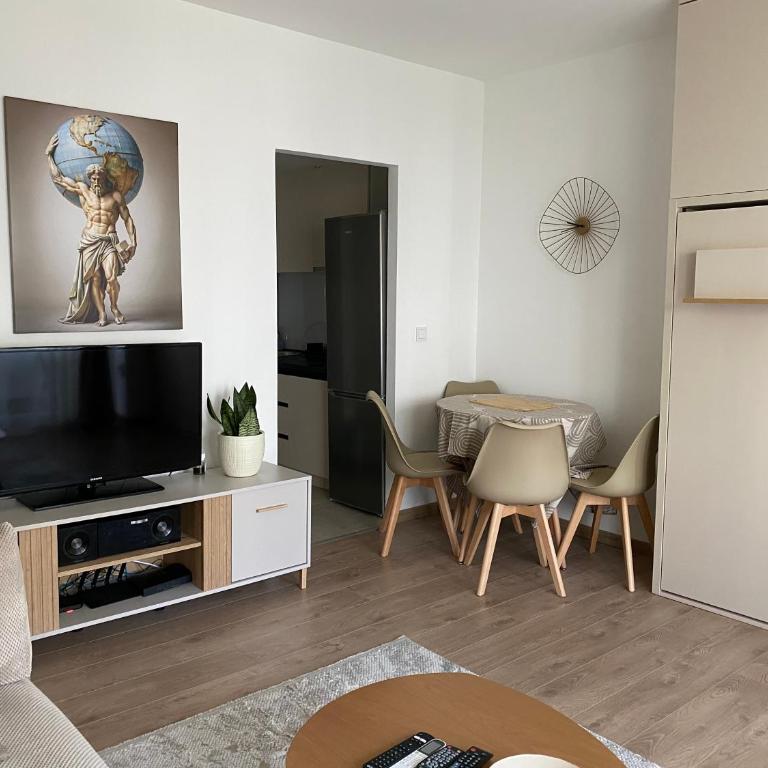 Golden Nook - Studio sa Balkonom - 8