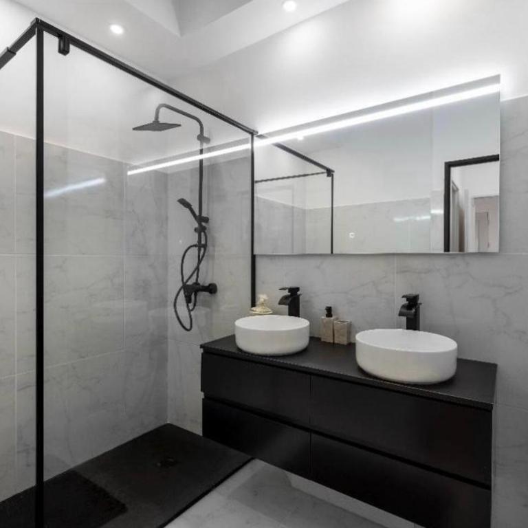 Appartement haut standing - Luxury apartment - Cannes- Croisette- Centre ville- Vue Tennis -Vue Piscine -Parking privé - Terrasse- Plage - Apartment mit Poolblick - 14