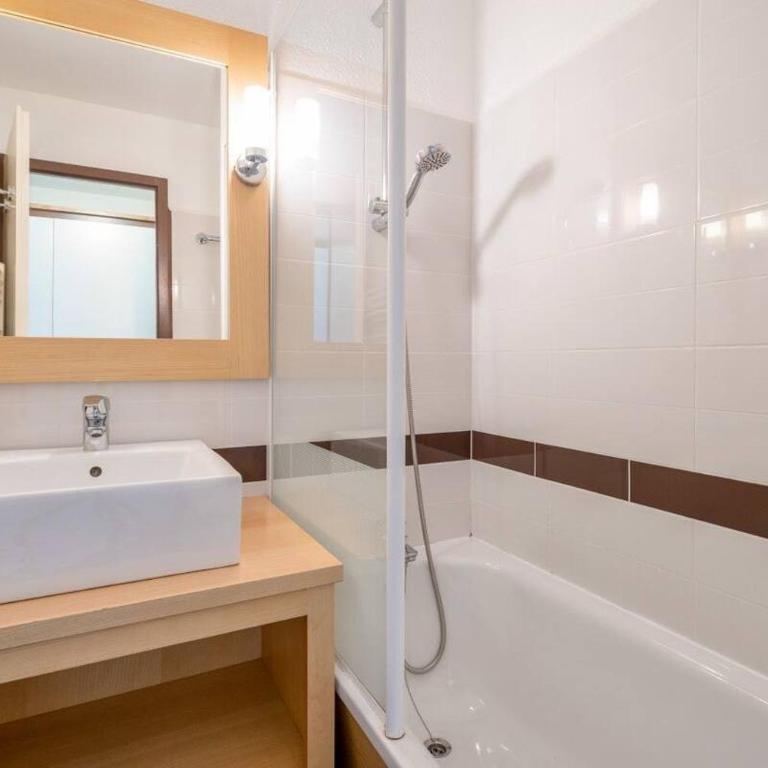 Port du Crouesty - T2 - Vue Mer - Appartement 1 Chambre - 4