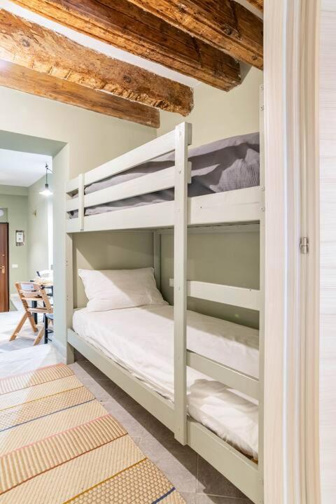 Central, Family-Friendly, Washing Machine, 200m to Aquarium and Metro, 300 Mbps Internet - Appartamento con 1 Camera da Letto - 15