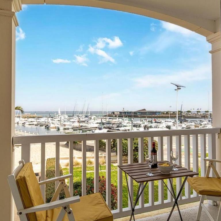 Grand T2 en 1ère ligne Vue mer sur le Petit Port - Appartement 1 Chambre - 6