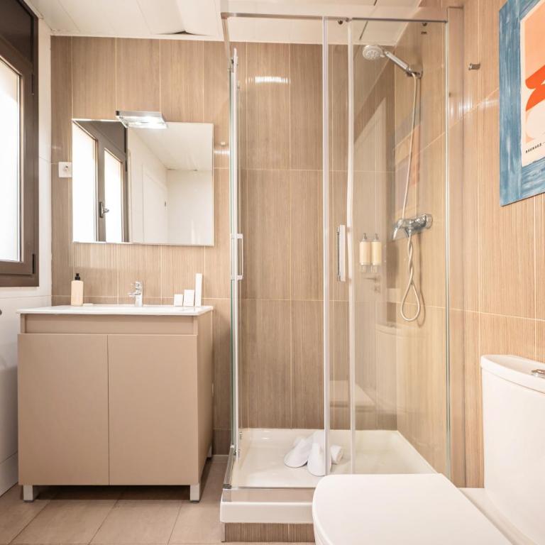 Sweett - Casa Bailen - Two-Bedroom Apartment - 4