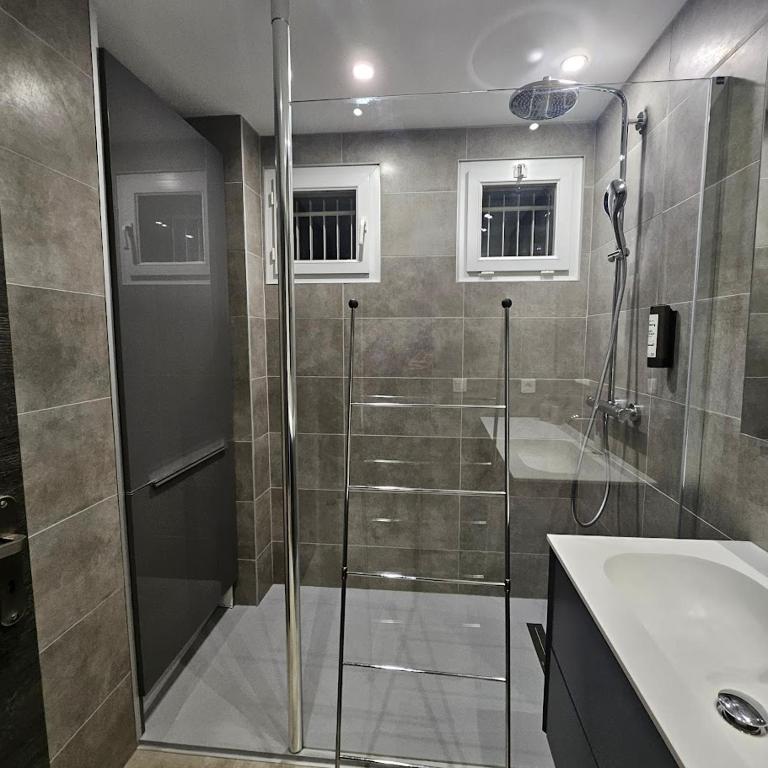 Appartement les pieds dans l'eau avec terrasse et jardin - Apartamento de 1 dormitorio - 13