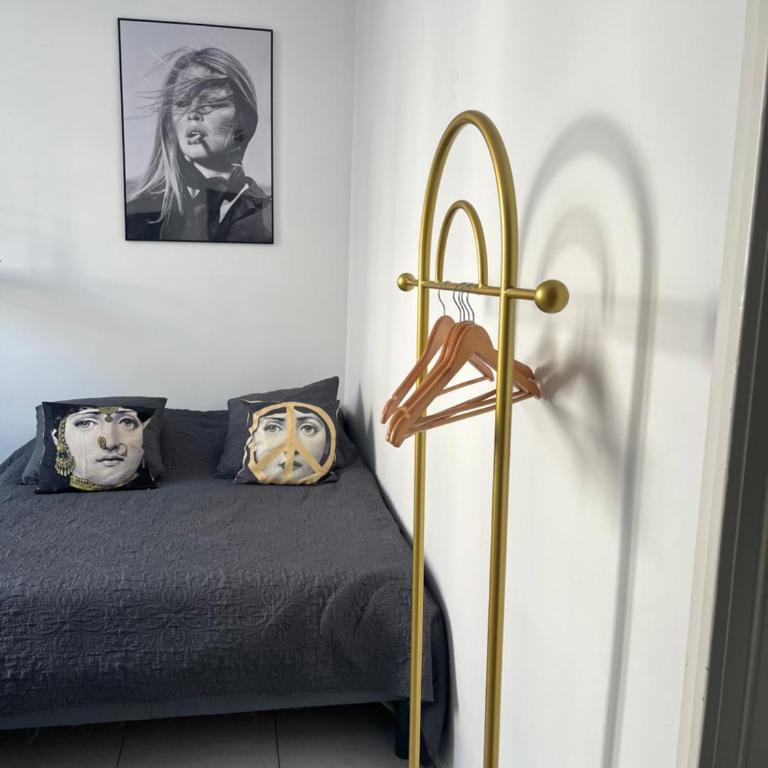 Studio au cœur de Cannes - Apartamento de 1 dormitorio - 2