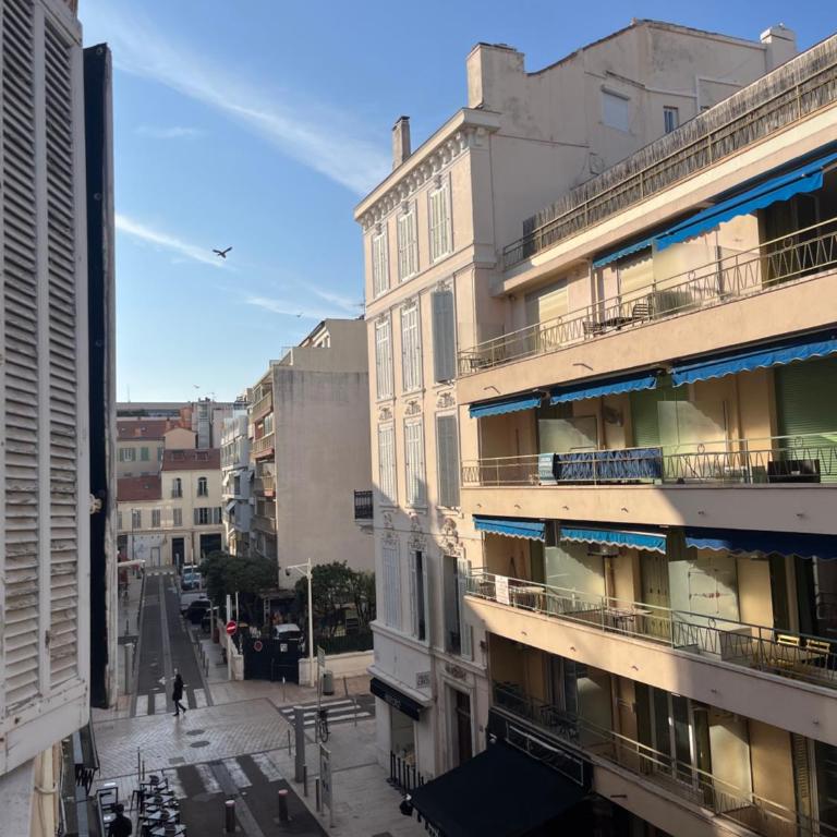 Studio au cœur de Cannes - Apartamento de 1 dormitorio - 10