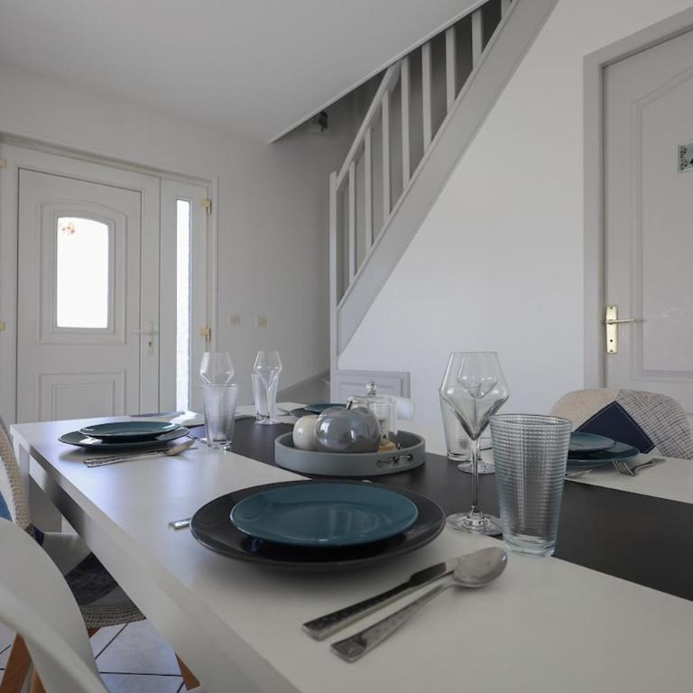 L'émeraude - Three-Bedroom House - 26