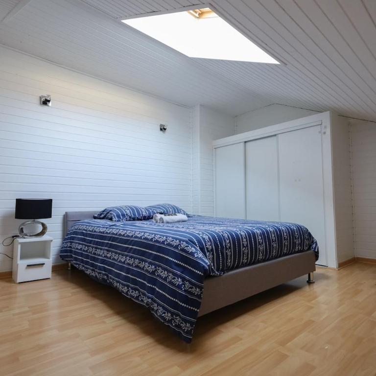 L'émeraude - Three-Bedroom House - 16
