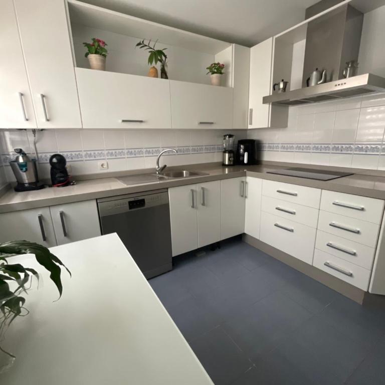 ÁTICO BAJO GUÍA - Apartamento de 3 dormitorios - 8