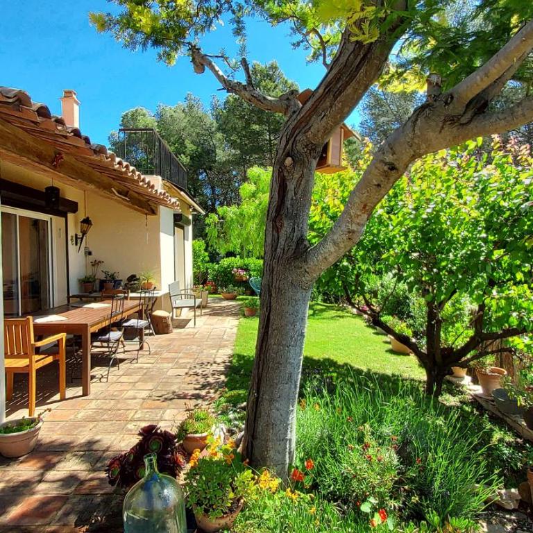 Jolie maison hauteur d'Antibes - Two-Bedroom House - 1