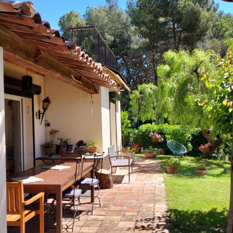 Jolie maison hauteur d'Antibes - Two-Bedroom House - 9