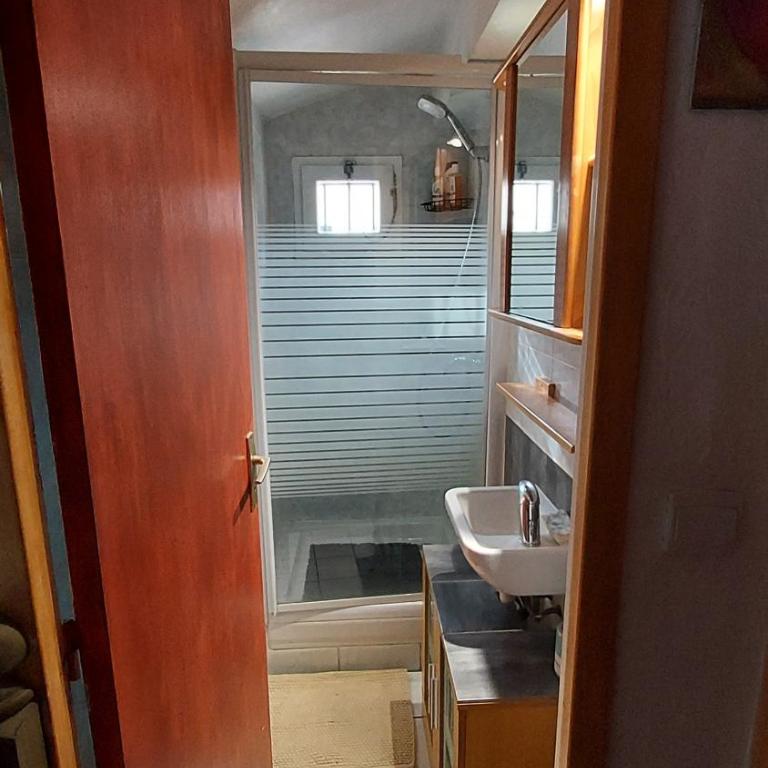 Jolie maison hauteur d'Antibes - Two-Bedroom House - 23