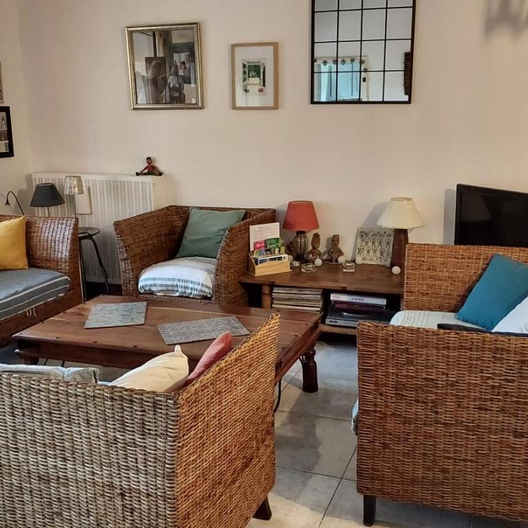 Jolie maison hauteur d'Antibes - Two-Bedroom House - 14