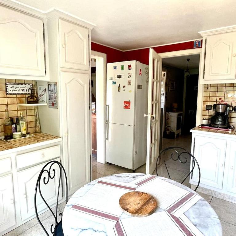 Jolie maison hauteur d'Antibes - Two-Bedroom House - 17