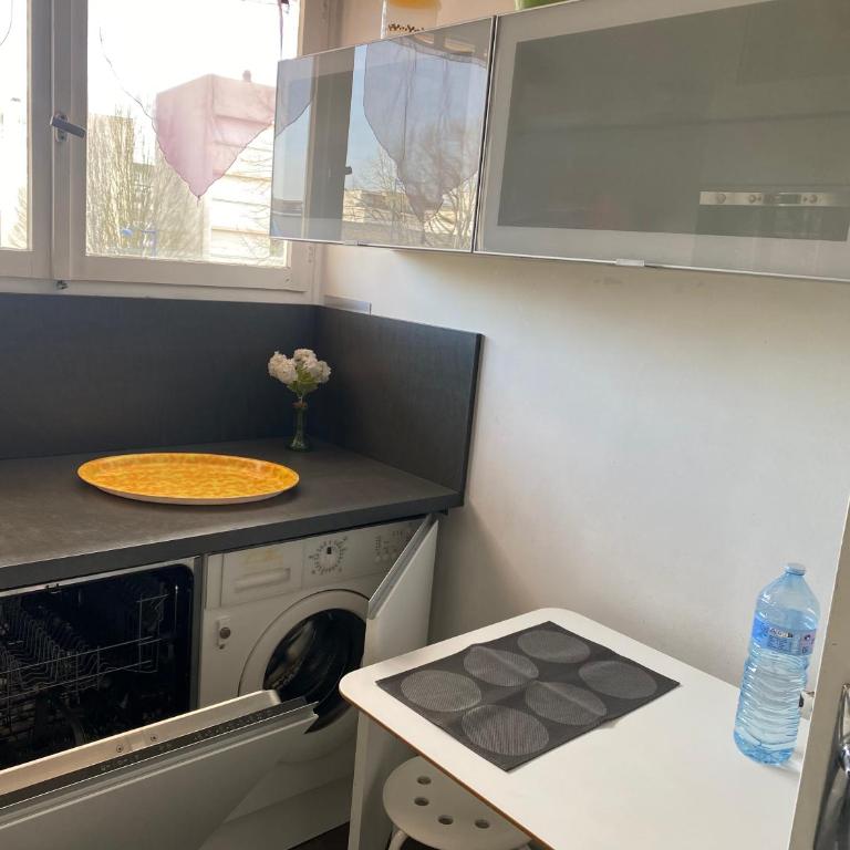 F2 avec grand balcon quartier gare! - Apartment mit 1 Schlafzimmer - 6