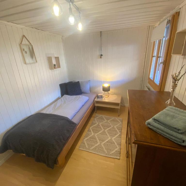 Cosy apartment in heritage protected swiss chalet - Apartment mit 2 Schlafzimmern - 10
