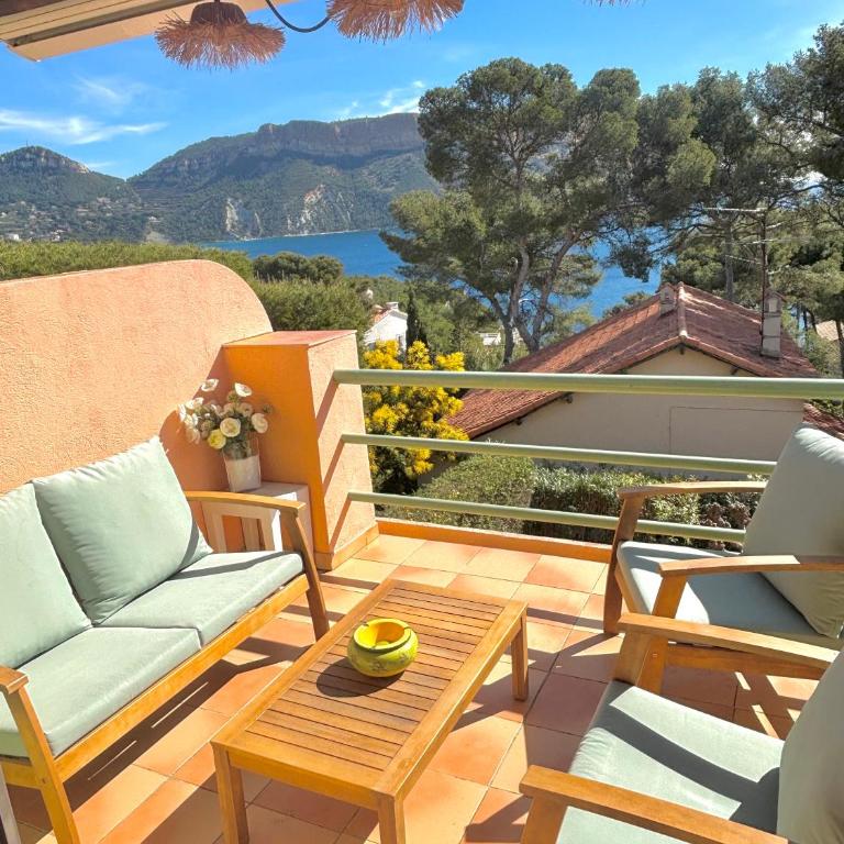BASTIDE d'Azur 160m2 - Double Terrasse vue Cap Canaille - Villa - 4