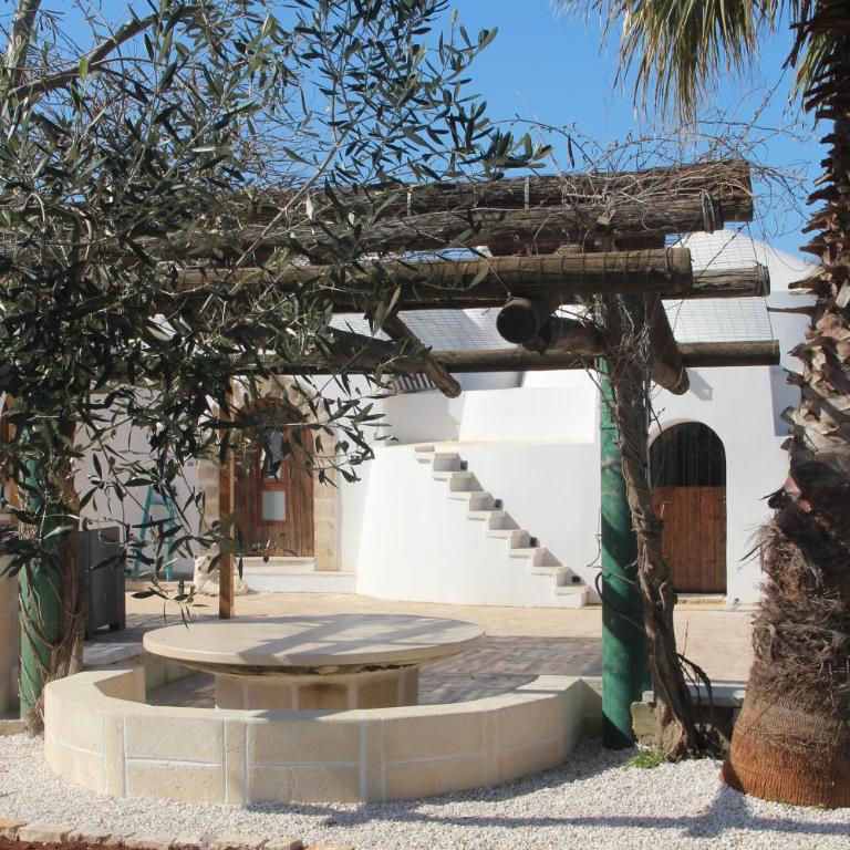 Il Pangolo Villa con trullo vicino al mare - Three-Bedroom Vacation Home - 45