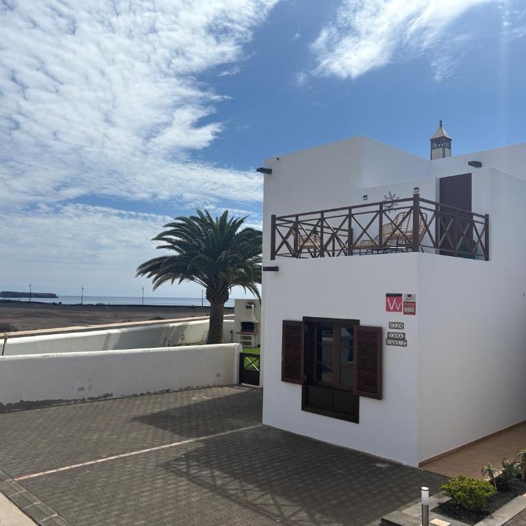 Casa Cassie Playa Blanca - Two-Bedroom House - 7