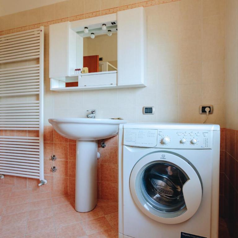 Sg Family - Casa Marilù - Appartamento con 2 Camere da Letto, Balcone e Terrazza - 12