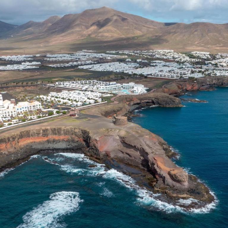 Casa Cassie Playa Blanca - Two-Bedroom House - 42