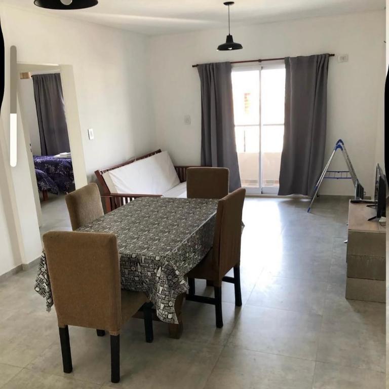 "Temporarios Donbasi" departamentos 3 ambientes con cochera - Apartamento de 2 dormitorios - 1