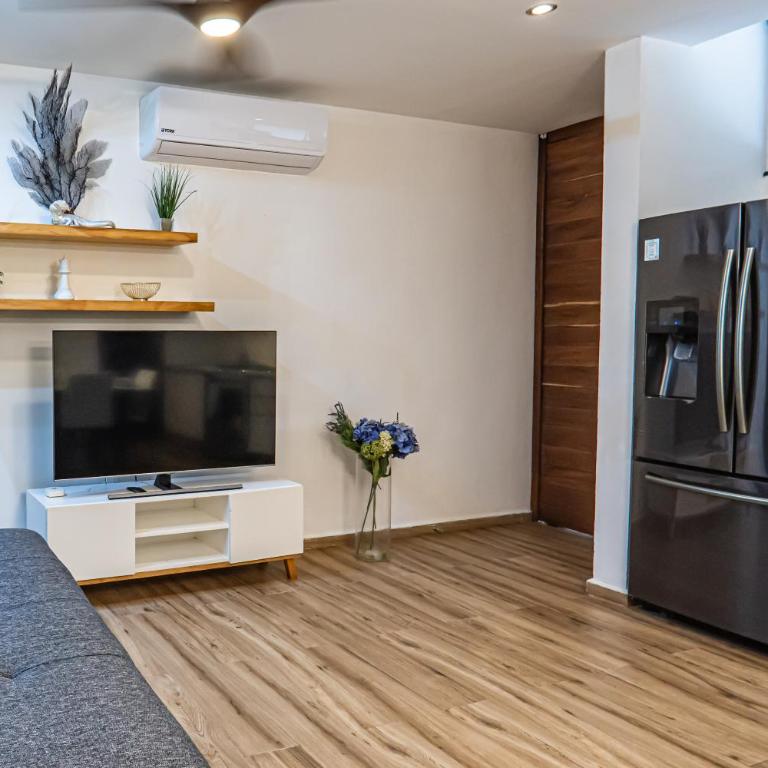 Two-Condos House in Great location with Rooftop and Pool and BBQ - Casa de 4 dormitorios - 15