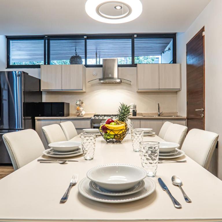 Two-Condos House in Great location with Rooftop and Pool and BBQ - Casa de 4 dormitorios - 11