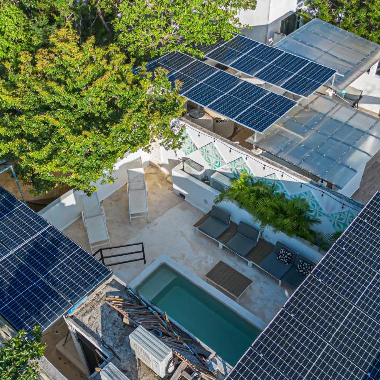 Two-Condos House in Great location with Rooftop and Pool and BBQ - Casa de 4 dormitorios - 2