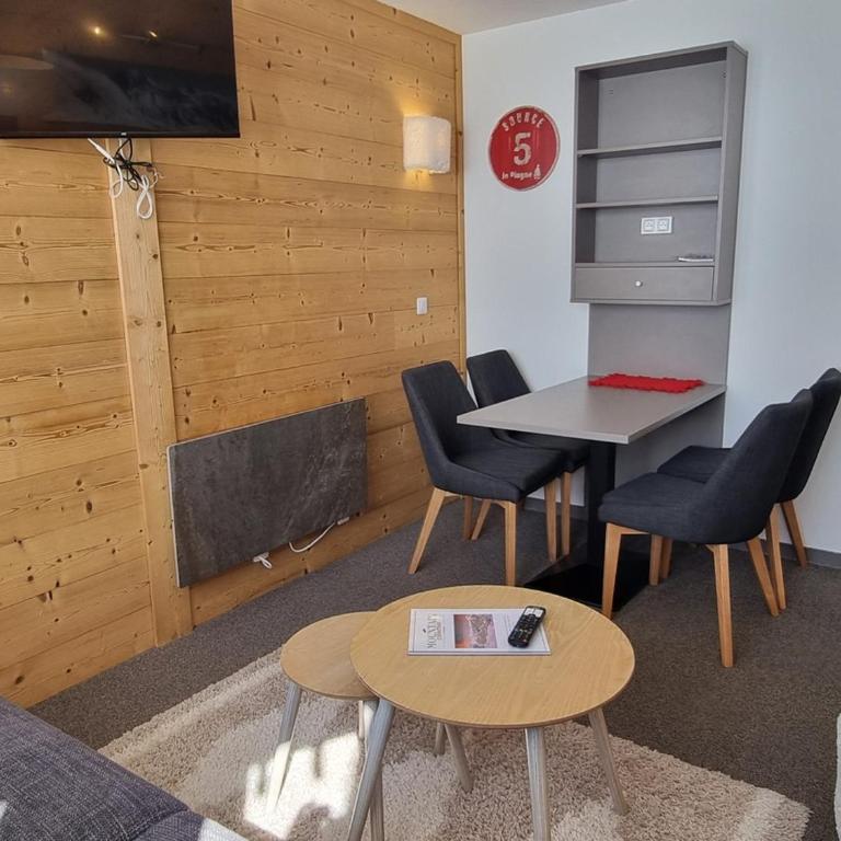 Studio cosy au pied des pistes avec animaux admis - FR-1-181-2570 - Studio - 11