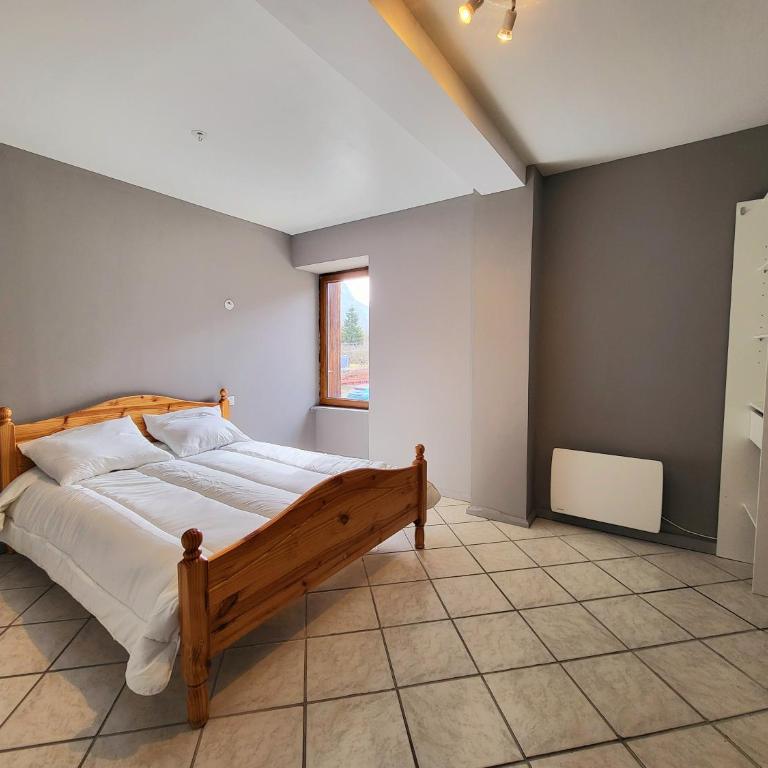 Appartement Aloïs 4 - Appartement 2 Chambres avec Vue sur la Montagne - 9
