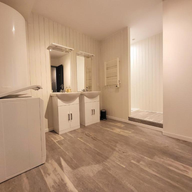 Appartement Aloïs 4 - Appartement 2 Chambres avec Vue sur la Montagne - 10