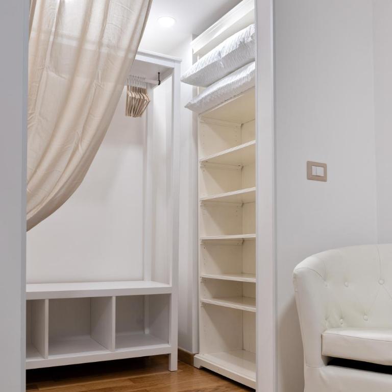 Your Place in Rome Apartments - Two-Bedroom Apartment - 17