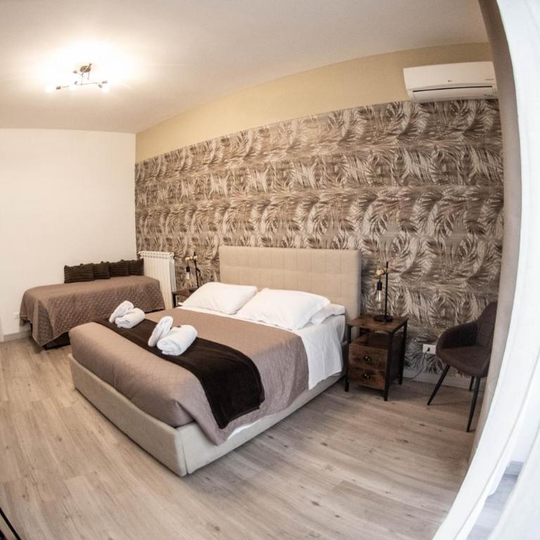 Vatican Fashion Home - Three-Bedroom Apartment - 23