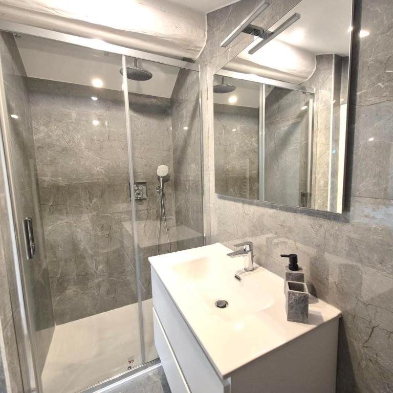 Luxury 3 bed 2 bath flat Cannes Croisette - Apartment mit 3 Schlafzimmern - 18